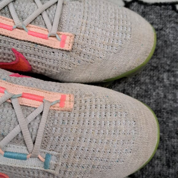 Size 10 Nike Air VaporMax 2021 FK Women DH4088-002 Grey Volt Neon Crimson Sneake - Picture 9 of 12